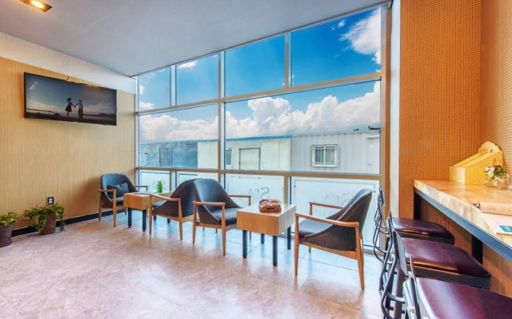 Sea Star Hostel Yeosu Εξωτερικό φωτογραφία